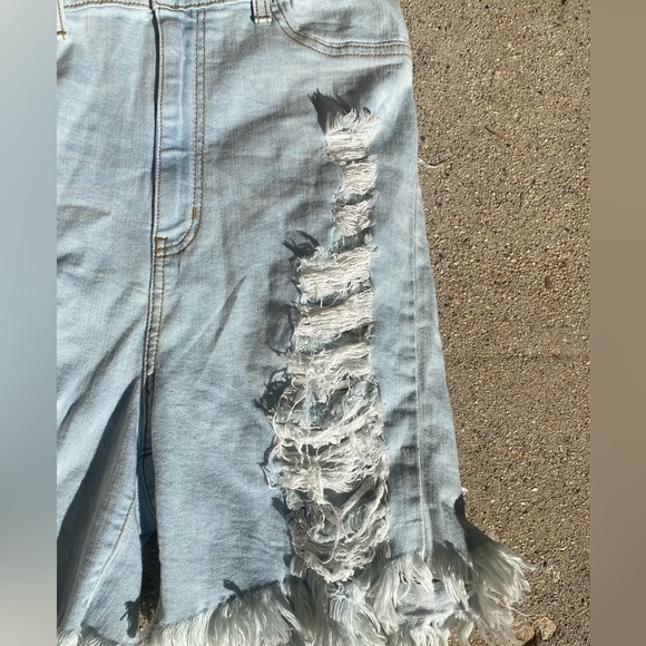 Jean shorts - Picture 3 of 9